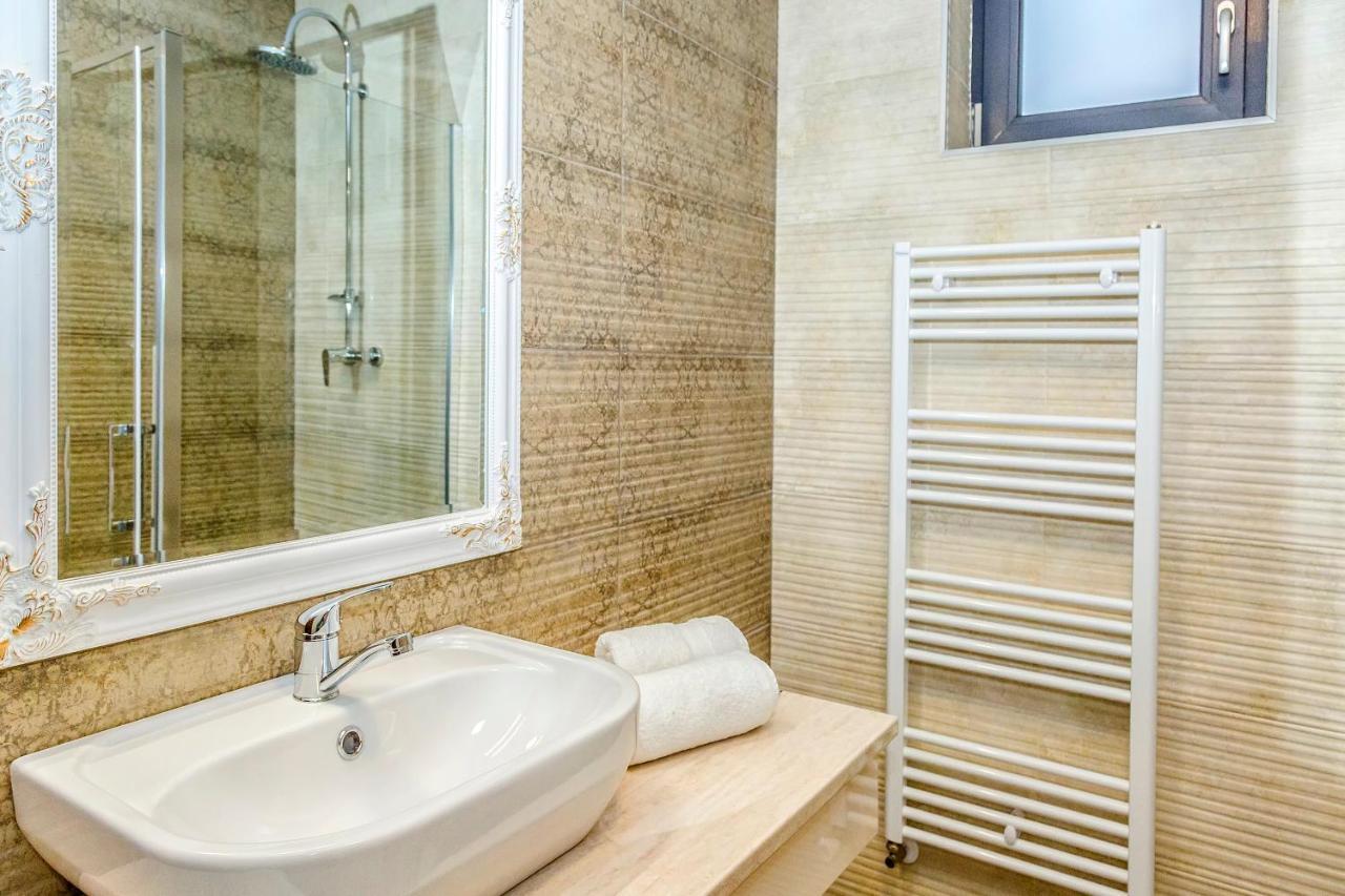 Casa Baimareana Hotell Baia Mare Exteriör bild